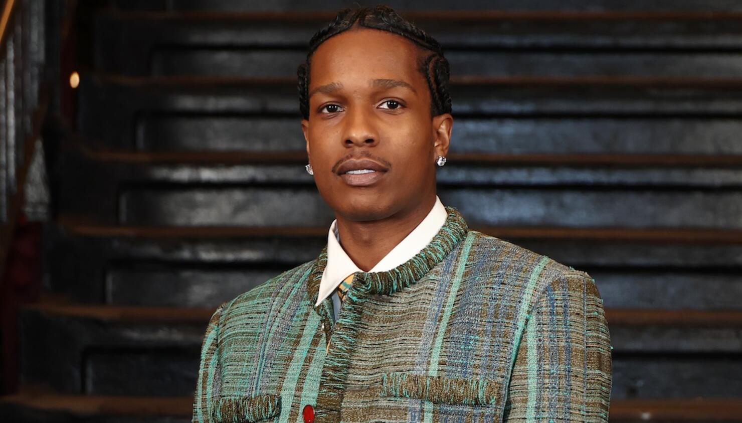 CHANEL: Front Row & Photocall - M√©tiers d‚ÄôArt Show 2026 - New York City