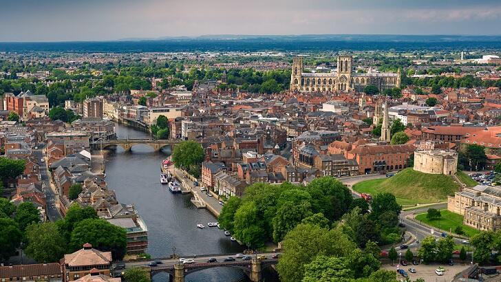 Odd UFO Spotted in British Familys Vacation Photo | iHeart