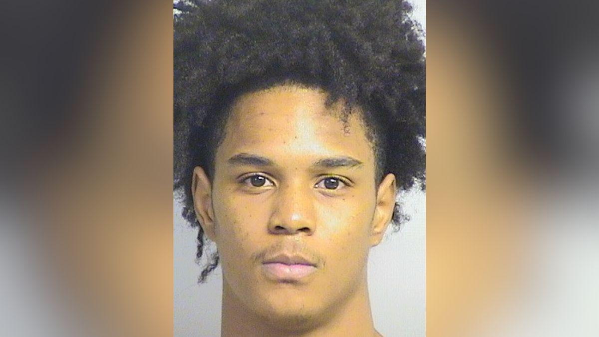 New Details On Alabama Point Guard Aden Holloway's Arrest Revealed | iHeart