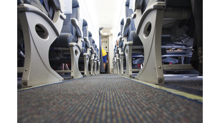 airplane interior low angle (iStock / Getty Images Plus)