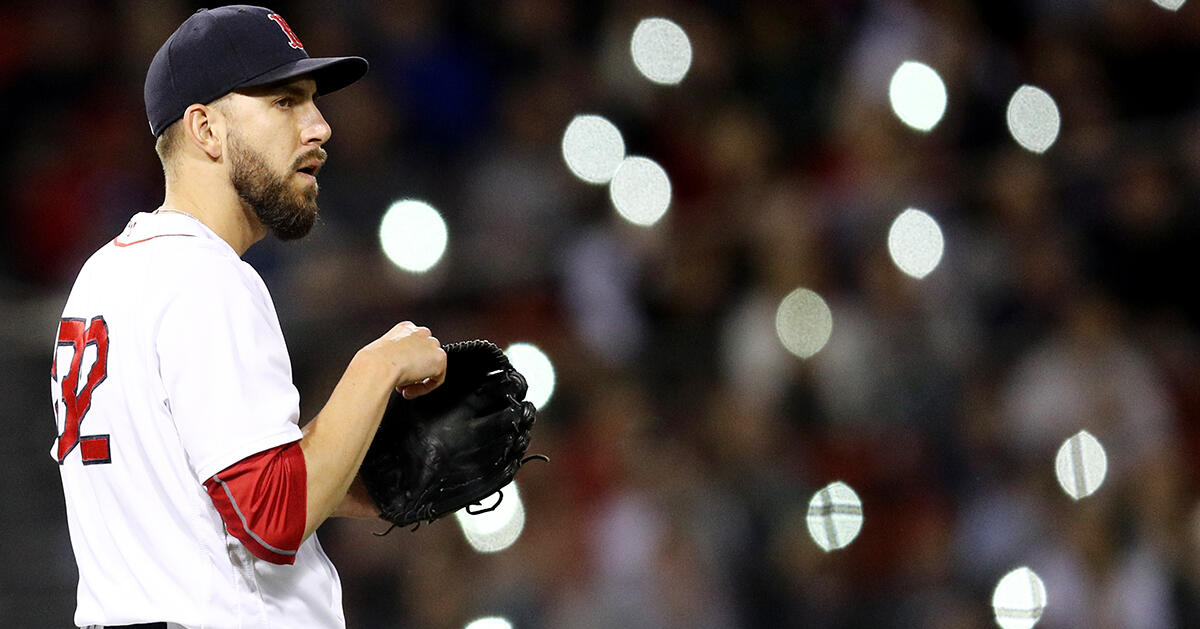 Red Sox Fans Scolded For Using Cell Phone Lights  - Thumbnail Image