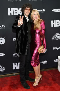 Howard Stern and Beth Ostrosky Stern