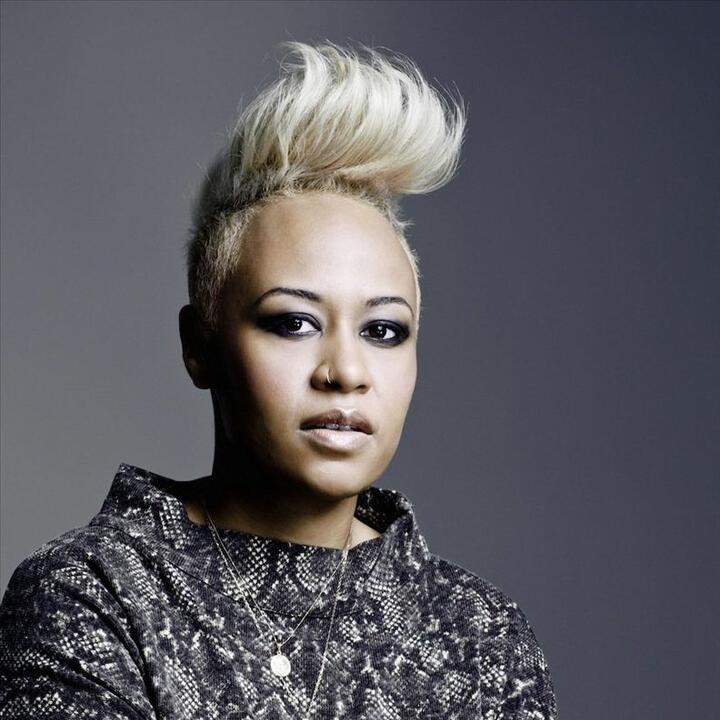 эмели санде 2022. Emeli sandé в купальнике. пепсий эмели санде. Ft. эмели санде.