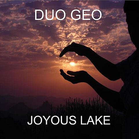 Duo Geo Joyous Lake