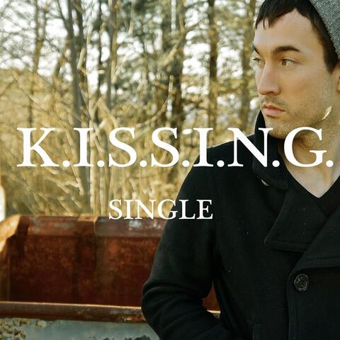 K.I.S.S.I.N.G. - Single