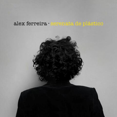 Serenata De Plástico