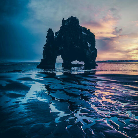 50 Ambient Waves: Still Waters, Soft Winds