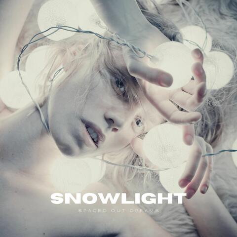 Snowlight