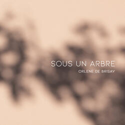 Sous un arbre