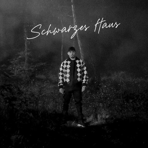 SCHWARZES HAUS