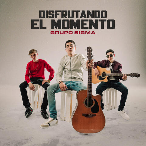 Disfrutando El Momento