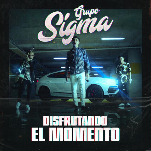 Disfrutando El Momento