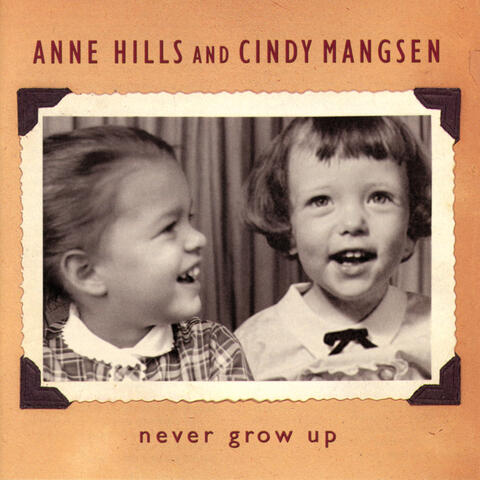 Anne Hills & Cindy Mangsen