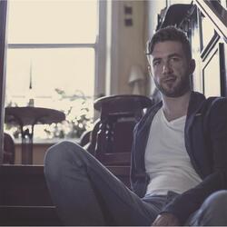 Naivety (Radio Edit)