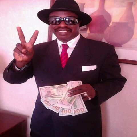 Show Love Worldwide Star