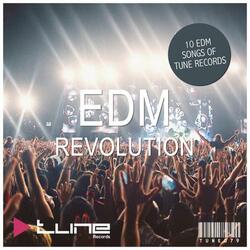 Amour (feat. Lydia Scarfo)