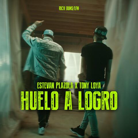 Huelo A Logro (En Vivo)