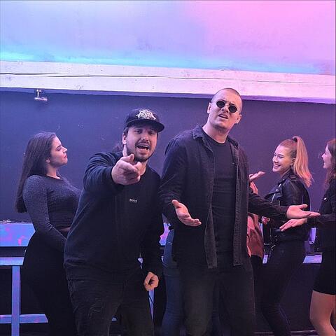 Caruso (feat. Iron Palo)