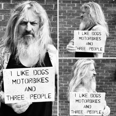 I Like Dogs, Motorbikes and Three People