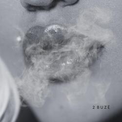 Dy Buzë