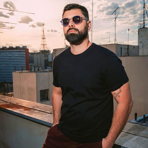 Minha Paz (feat. Luke Porf)