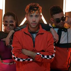 Amigos (feat. Saylin & Granada)