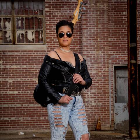 Pop That Tootsie (feat. DJ Lo)