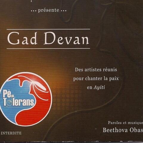 Gad Devan (feat. 16 Haitian Artist)