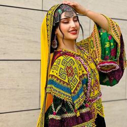 آبشاری شاد و مست نی و تبله