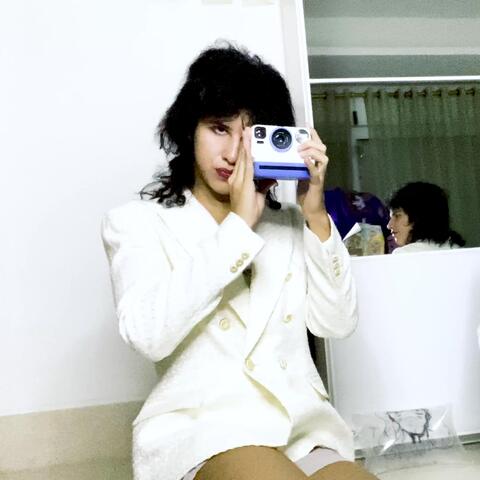 TAKE A PIC