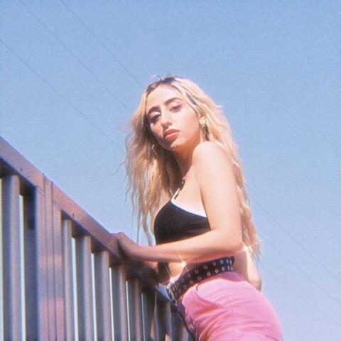 Xoxo, Disco