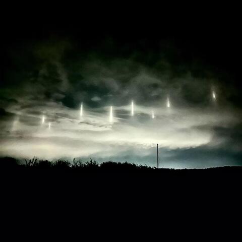 (SEVEN) PILLARS OF LIGHT