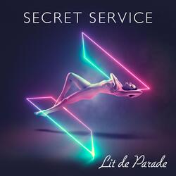 Lit De Parade