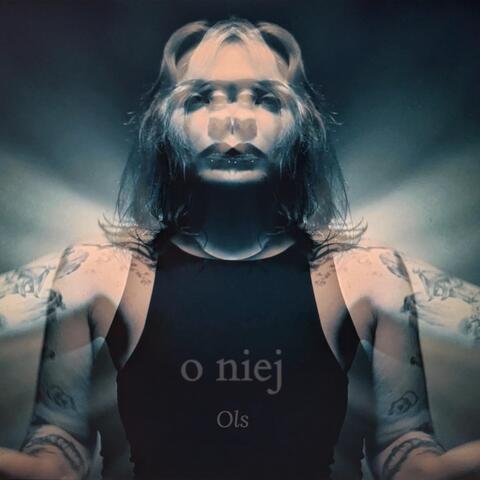 o niej