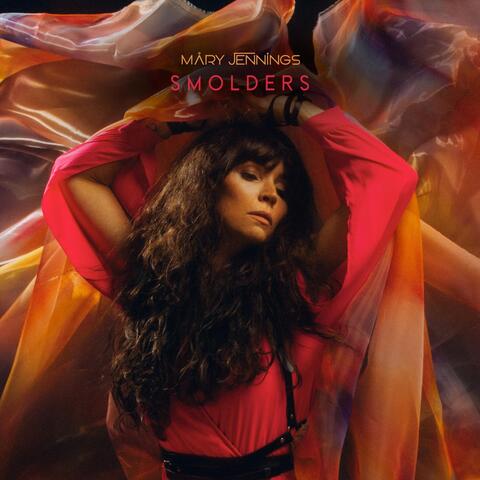 Smolders