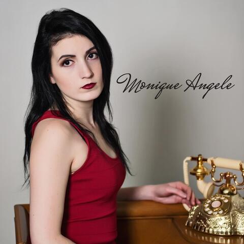 Monique Angele