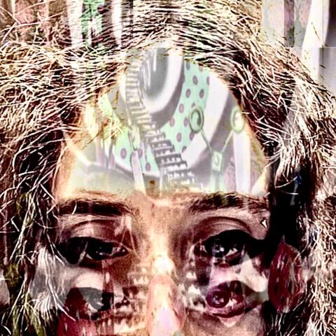 XTRTRRSTRL WTCH LBRNTH