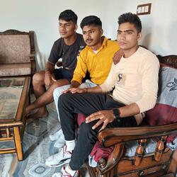 Lge dharmate pyaro ri kushwah ji ko chhora
