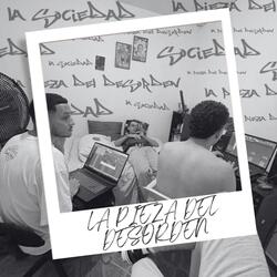 La Pieza Del Desorden