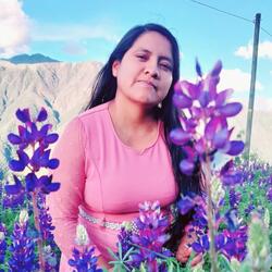 En el Nombre de Jesus - Jehová es mi Escudo
