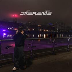 Diferente