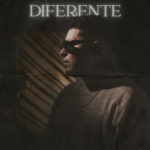 Diferente