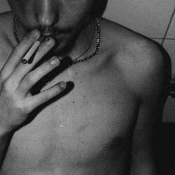 i love weed but my mom hates it