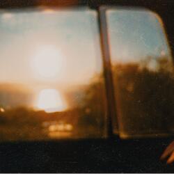 ESPERANDO EL SOL