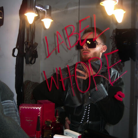 LABEL WHORE