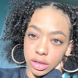 Mascara, Lip Gloss and Tapping