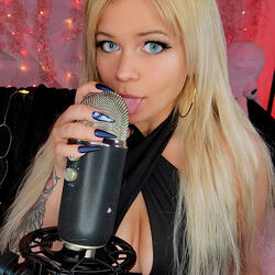 ASMR Licking the Microphone cuz I'm WEIRD and CRAZY, Pt. 1