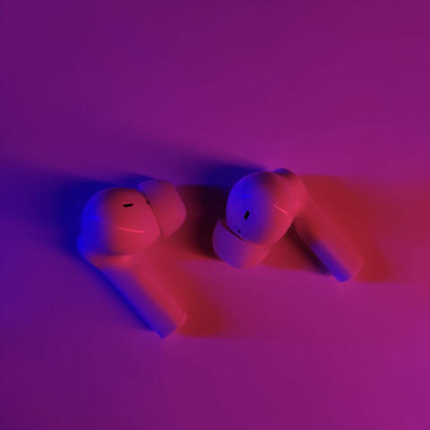 Pink Headphone Noise