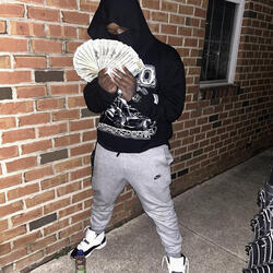 Lurkin (feat. 214 Dot)