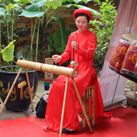 Leaf Village Dance